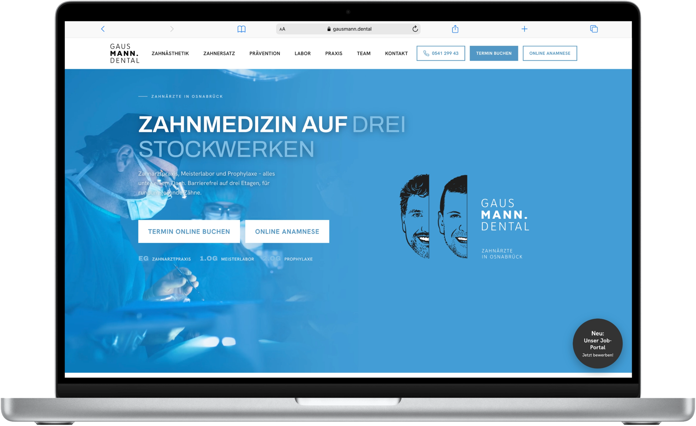 Website der Zahnarztpraxis GAUSMANN.DENTAL auf dem MacBook Pro